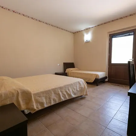 佛朗多依奥il酒店 *